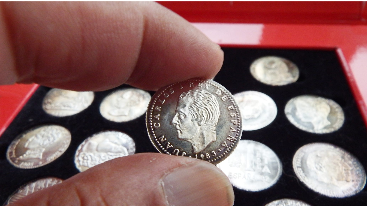 14 Rare Coins You Might Have Right at Home – And They Could Be Worth a Fortune!